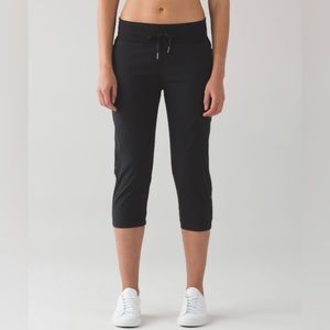 Lululemon Dance Studio Stretch Capri Joggers, Black, Tie Front, Size 10